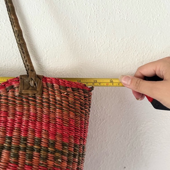 Vintage Handwoven Straw and Leather Pink and Brown Tote Bag - Picture 5 of 10
